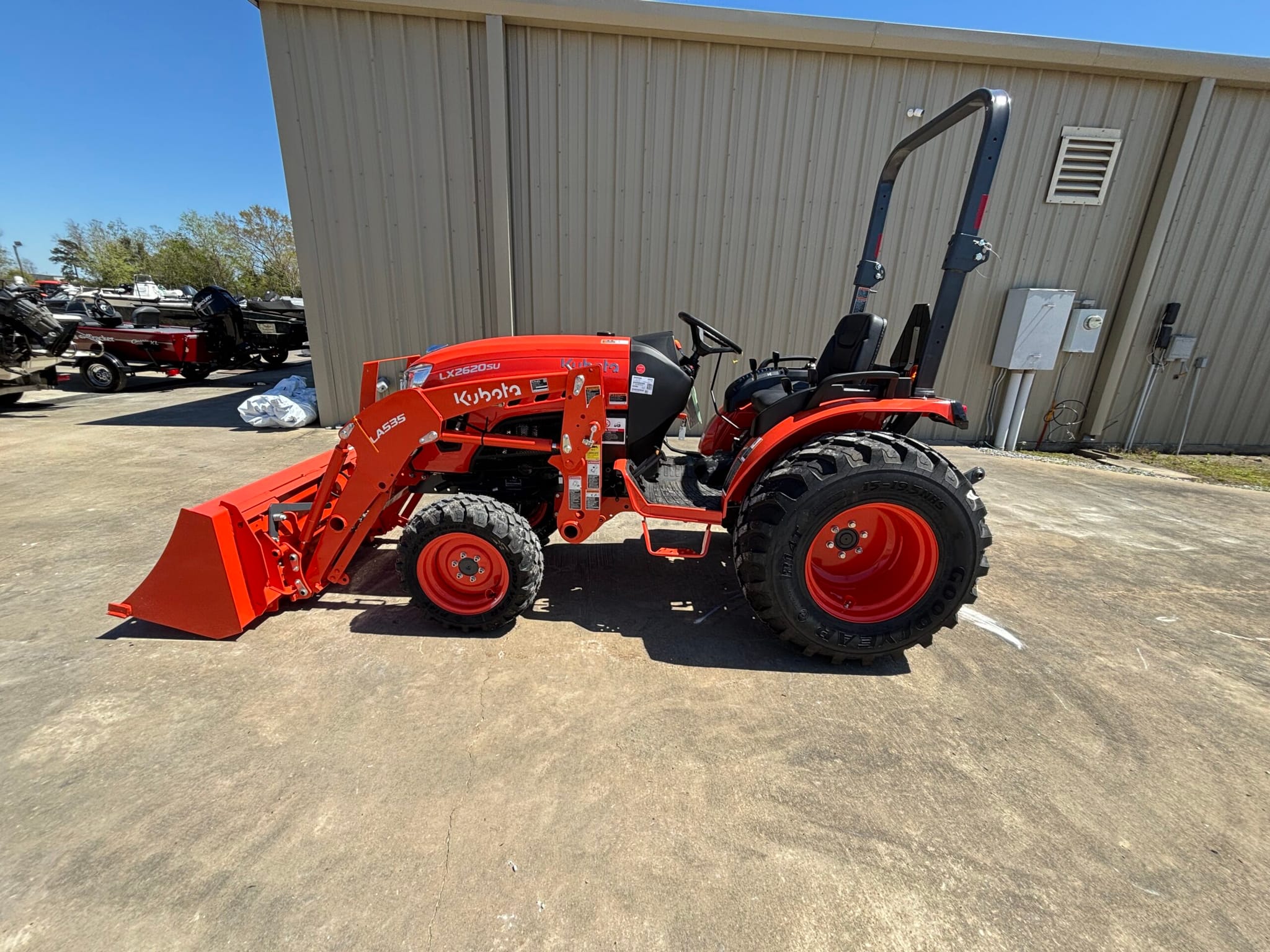 KUBOTA LX2620SUHSD (21113)