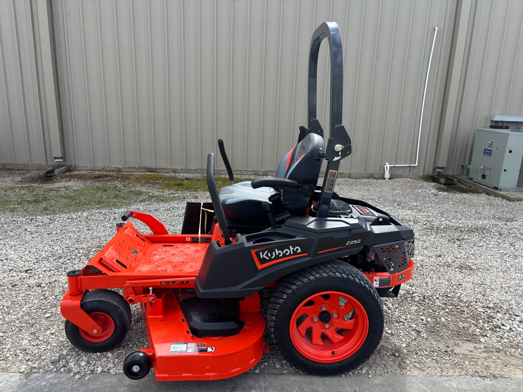 KUBOTA Z252KW-54 (20805)