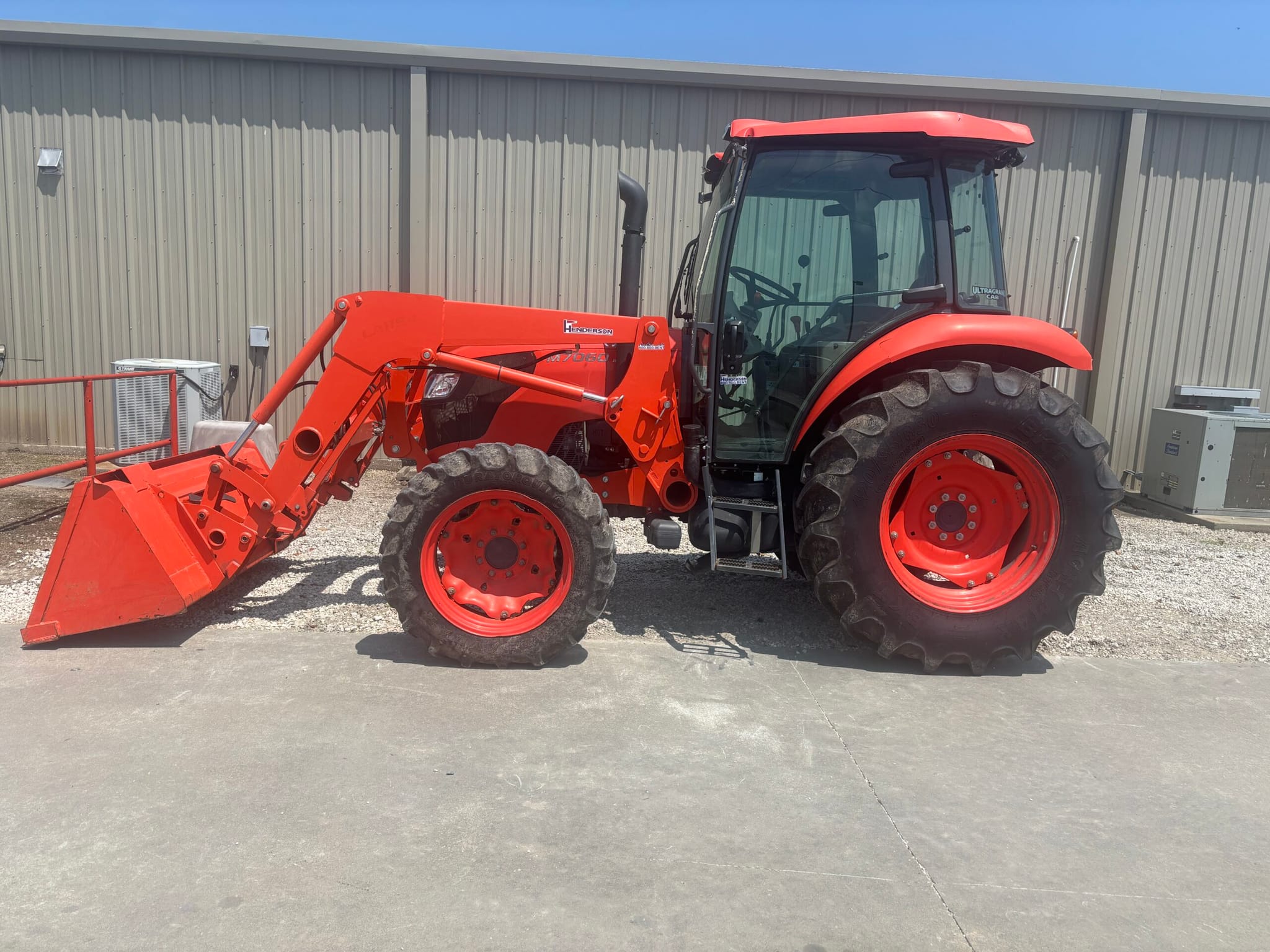 KUBOTA M7060HDC (19093)